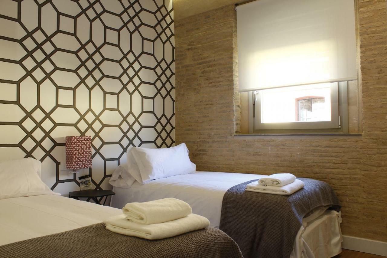 Apartamentos Rg Suites Jardines De Murillo セビリア エクステリア 写真