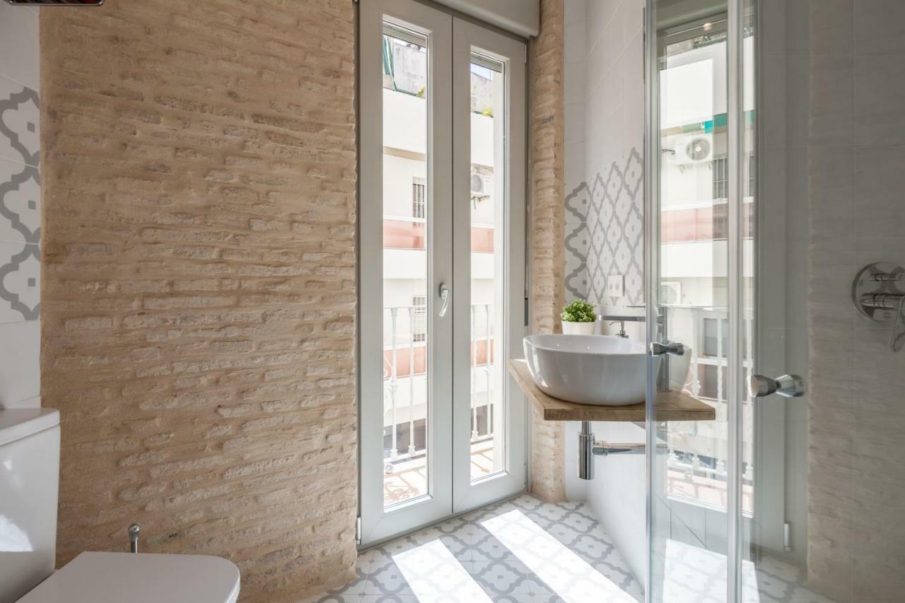 Apartamentos Rg Suites Jardines De Murillo セビリア エクステリア 写真