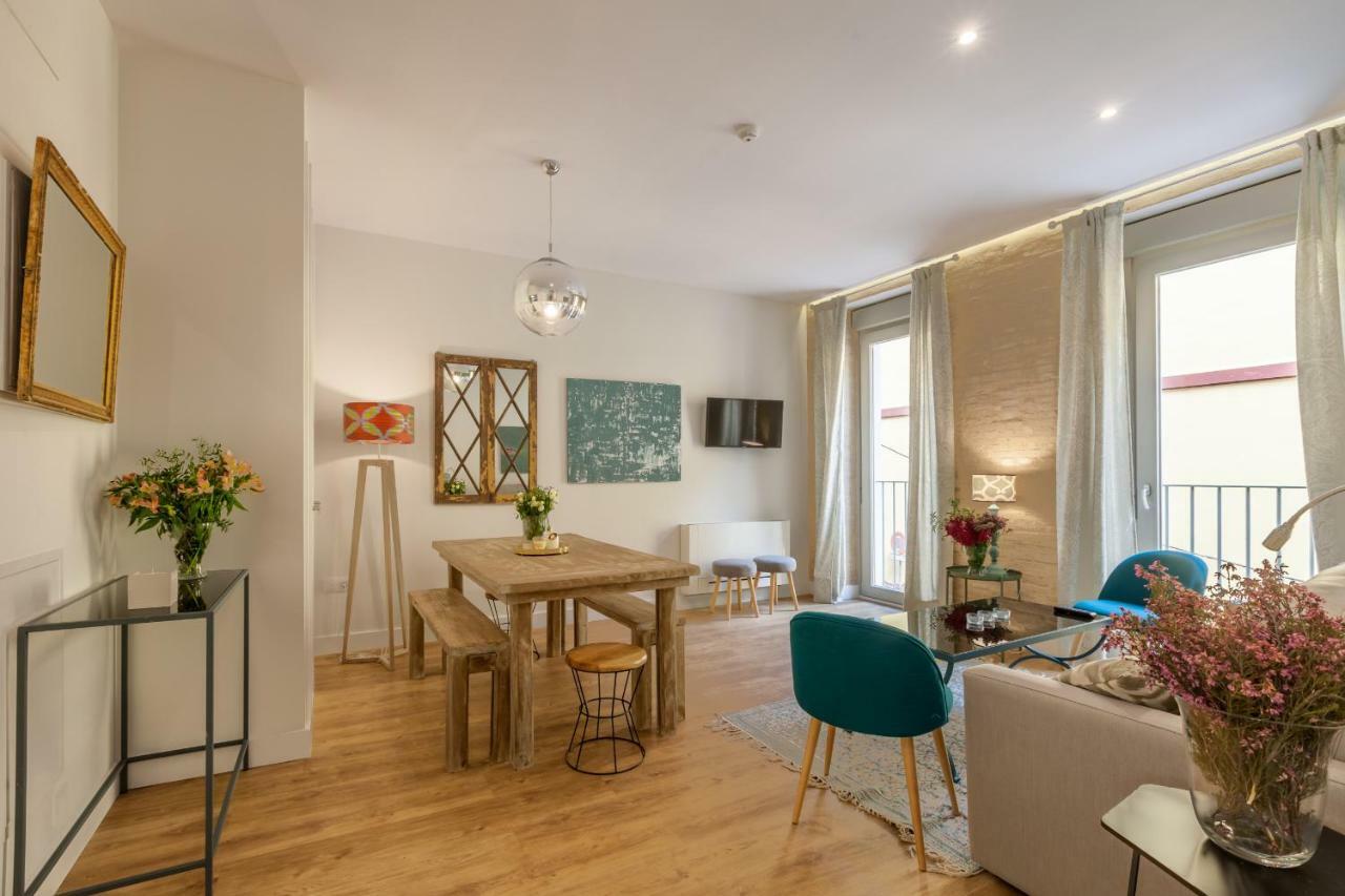 Apartamentos Rg Suites Jardines De Murillo セビリア エクステリア 写真