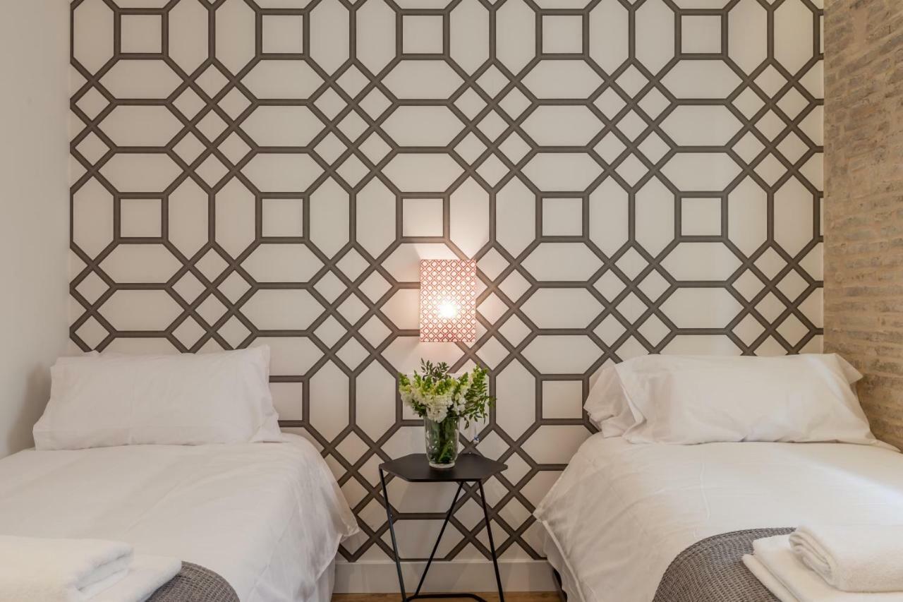 Apartamentos Rg Suites Jardines De Murillo セビリア エクステリア 写真