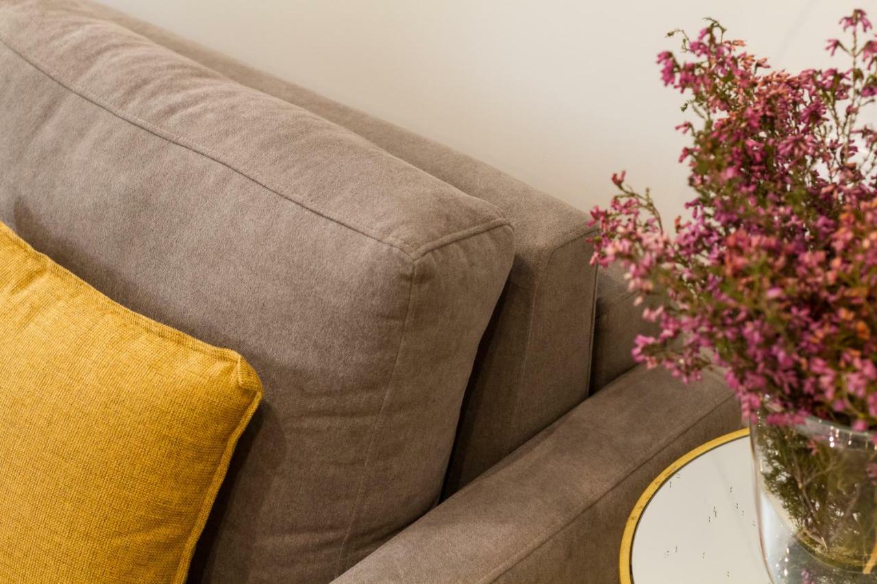 Apartamentos Rg Suites Jardines De Murillo セビリア エクステリア 写真
