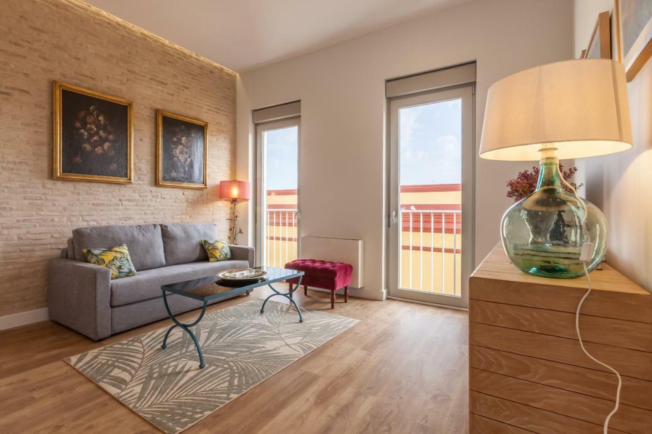Apartamentos Rg Suites Jardines De Murillo セビリア エクステリア 写真