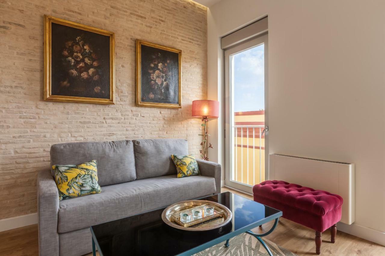 Apartamentos Rg Suites Jardines De Murillo セビリア エクステリア 写真