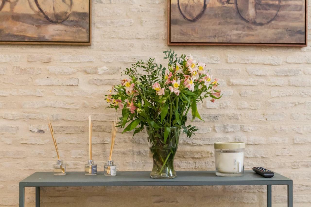 Apartamentos Rg Suites Jardines De Murillo セビリア エクステリア 写真